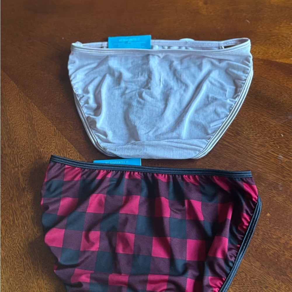 Vanity Fair String Bikini Set - Black and Red - Picture 4 of 4